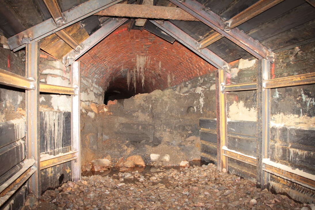 Sedimentberäumung und bergmännische Sicherung im Schmelzbachgewölbe in Zwickau