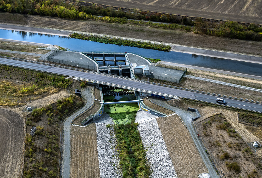 Einlaufbauwerk Pleiße zum Zwenkauer See